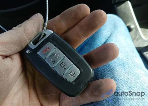 2012 Kia Sorento Sx V6 z USA, uszkodzony, nr VIN 5XYKWDA2XCG302599